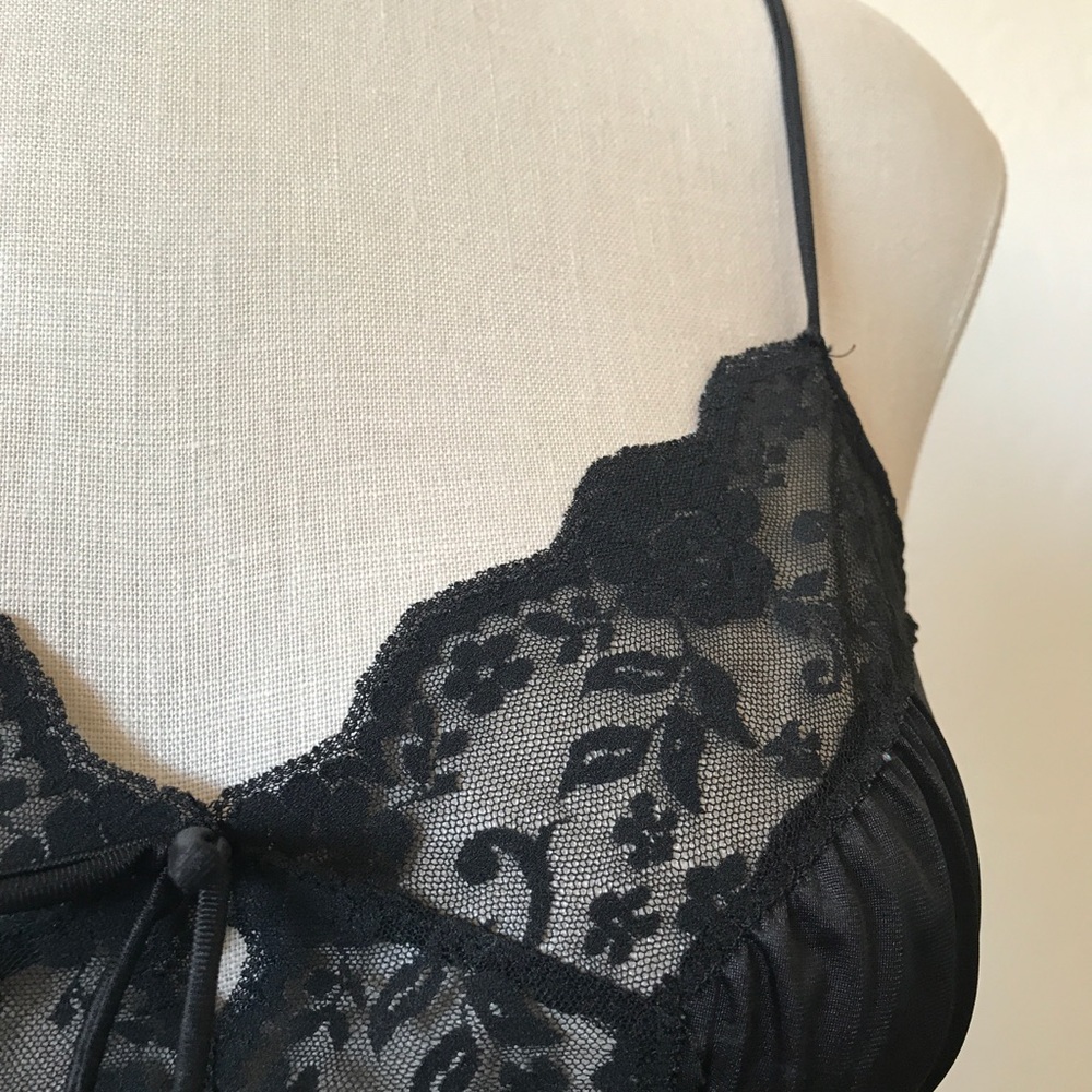 🍸VINTAGE 1990s Black Floral Satin Floor Length Nightgown - Picture 5 of 8